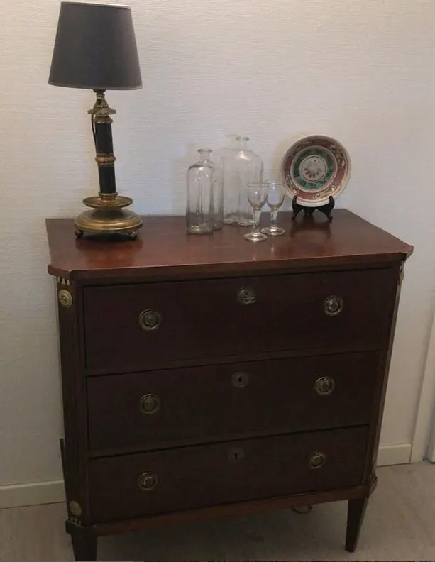 Möbler i gustaviansk stil